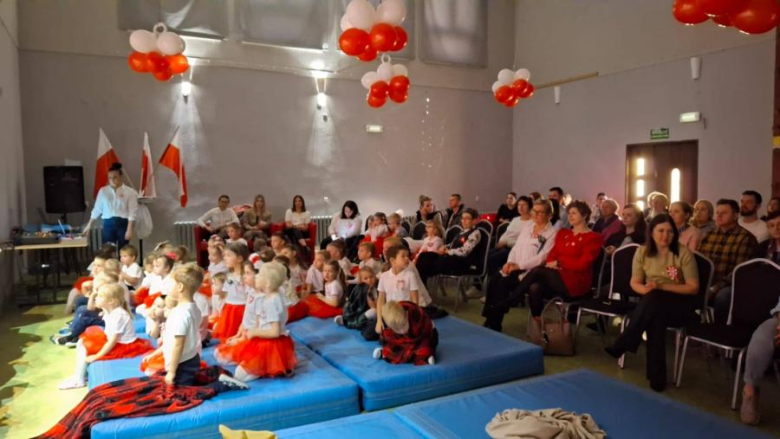 VIII Przedszkolny Przegląd Artystyczny z okazji Święta Niepodległości