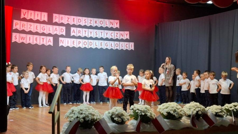 VIII Przedszkolny Przegląd Artystyczny z okazji Święta Niepodległości