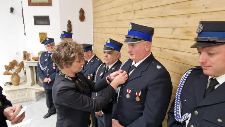 Uroczyste otwarcie odnowionej remizy i świetlicy w Lutomierzu