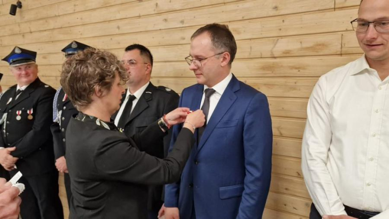 Uroczyste otwarcie odnowionej remizy i świetlicy w Lutomierzu