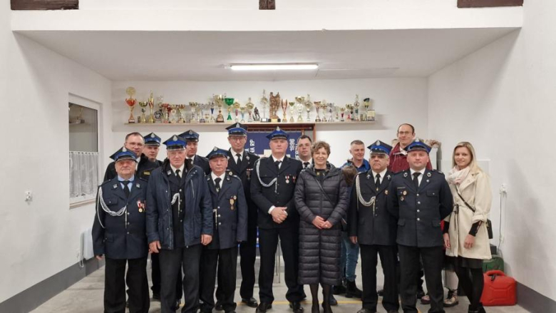 Uroczyste otwarcie odnowionej remizy i świetlicy w Lutomierzu