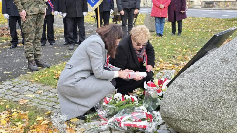 Narodowe Święto Niepodległości w Złotym Stoku – wspólna modlitwa, przemarsz i hołd dla Ojczyzny