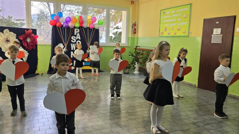 Uroczyste pasowanie na starszaka w przedszkolu „Bajka”