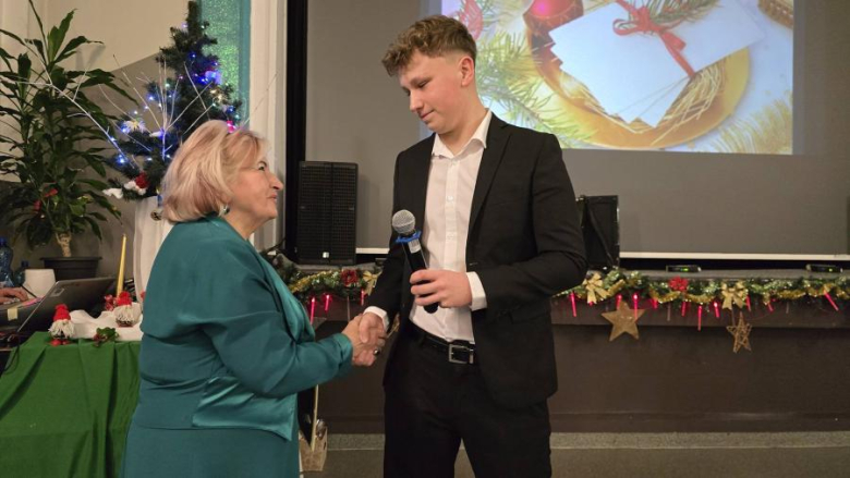 Świąteczne spotkanie Uniwersytetu Trzeciego Wieku w Złotym Stoku 