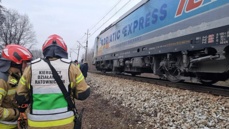 Śmiertelny wypadek na przejeździe kolejowym w Ziębicach. Nie żyją dwie osoby