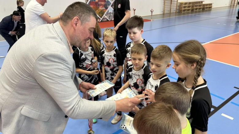 Sportowe emocje na rozpoczęcie roku. „Pozytywnie Zakręceni Cup” w Ziębicach