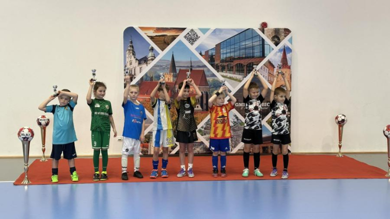 Sportowe emocje na rozpoczęcie roku. „Pozytywnie Zakręceni Cup” w Ziębicach