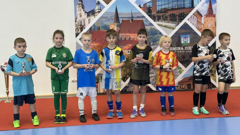 Sportowe emocje na rozpoczęcie roku. „Pozytywnie Zakręceni Cup” w Ziębicach