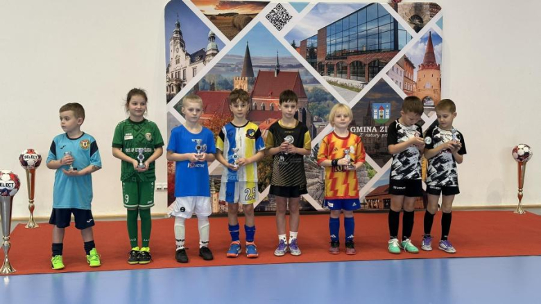 Sportowe emocje na rozpoczęcie roku. „Pozytywnie Zakręceni Cup” w Ziębicach