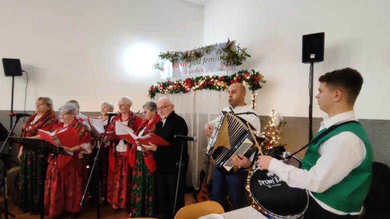 ”„Spotkanie pod Jemiołą” w Sulisławicach