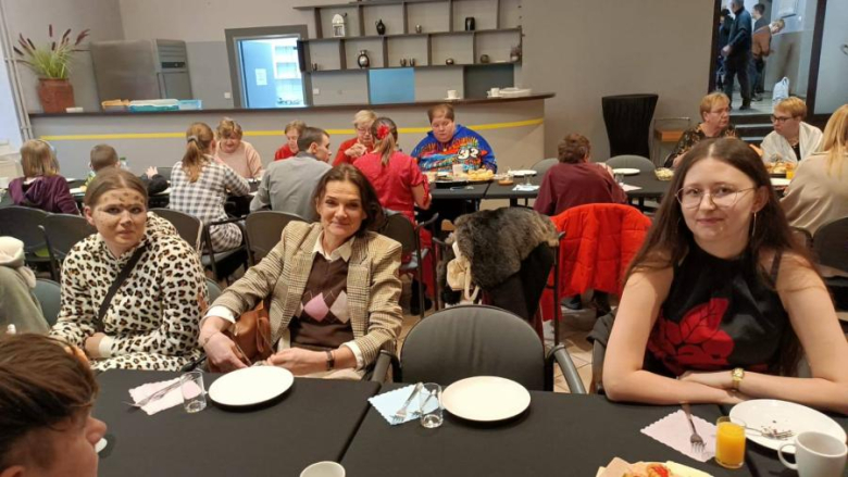 Bal karnawałowy Stowarzyszenia Integracja w Ząbkowicach Śląskich [foto]