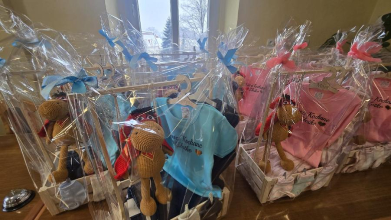 Nowi mieszkańcy Złotego Stoku oficjalnie powitani przez burmistrz