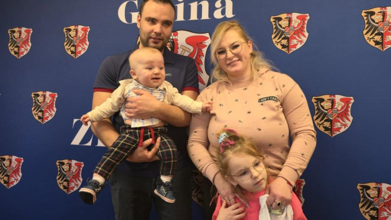 Nowi mieszkańcy Złotego Stoku oficjalnie powitani przez burmistrz