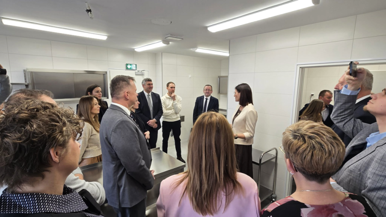 Symboliczne otwarcie zmodernizowanego przedszkola w Złotym Stoku