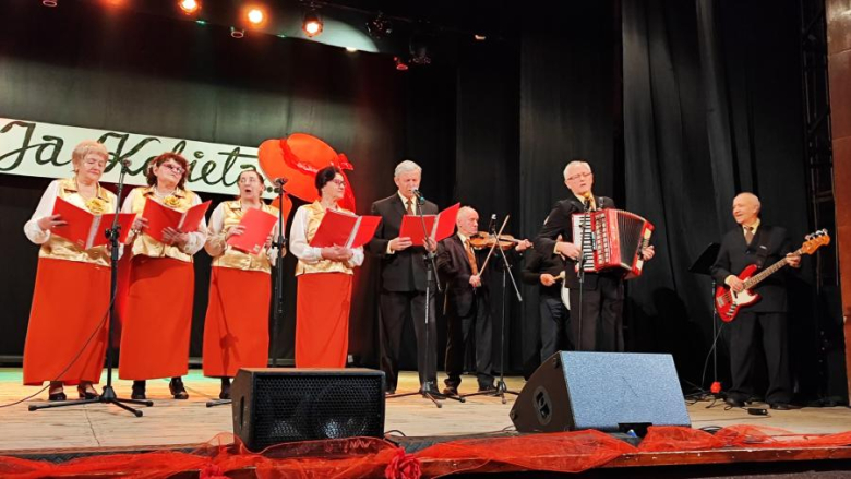 Dzień Kobiet z Ząbkowickim Uniwersytetem Trzeciego Wieku