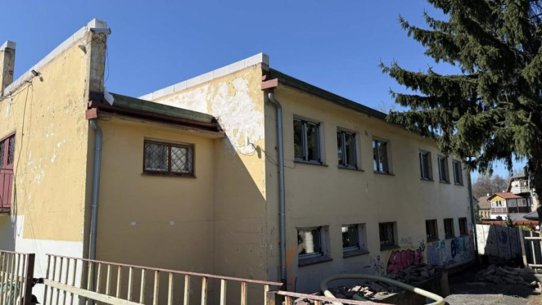 Ruszyła termomodernizacja sali gimnastycznej Szkoły Podstawowej nr 4 w Ziębicach