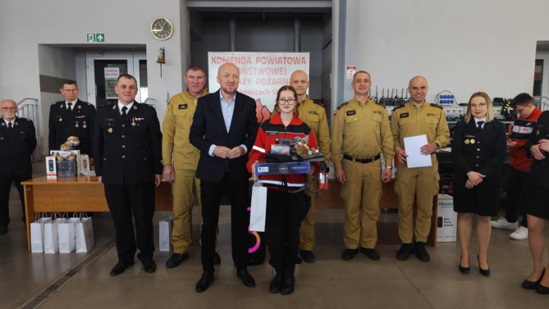 Młodzi znawcy pożarnictwa rywalizowali w Ząbkowicach Śląskich. Znamy najlepszych w powiecie [foto]
