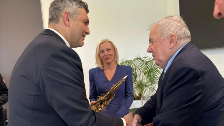 Nowe władze ZOSP RP w Ząbkowicach Śląskich. Ważne zmiany i uhonorowanie zasłużonych druhów