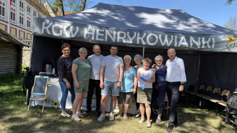 Uroczyste obchody 235. rocznicy Konstytucji 3 Maja i Dnia św. Floriana w Henrykowie