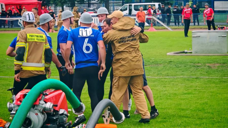 Strażacy-zawodowcy z Ząbkowic Śląskich mistrzami Dolnego Śląska w sporcie pożarniczym