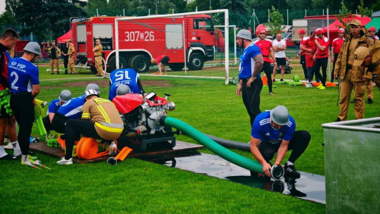 Strażacy-zawodowcy z Ząbkowic Śląskich mistrzami Dolnego Śląska w sporcie pożarniczym
