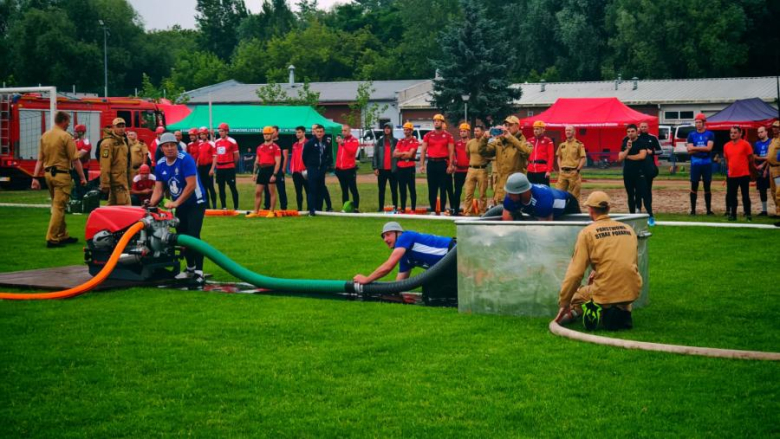 Strażacy-zawodowcy z Ząbkowic Śląskich mistrzami Dolnego Śląska w sporcie pożarniczym
