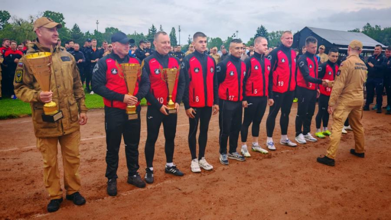 Strażacy-zawodowcy z Ząbkowic Śląskich mistrzami Dolnego Śląska w sporcie pożarniczym