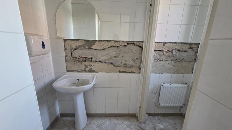 Ostatnie prace przy termomodernizacji budynku Liceum Ogólnokształcące w Ząbkowicach Śląskich