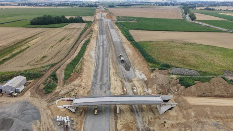 Budowa S8 na odcinku Jordanów-Łagiewniki już na półmetku