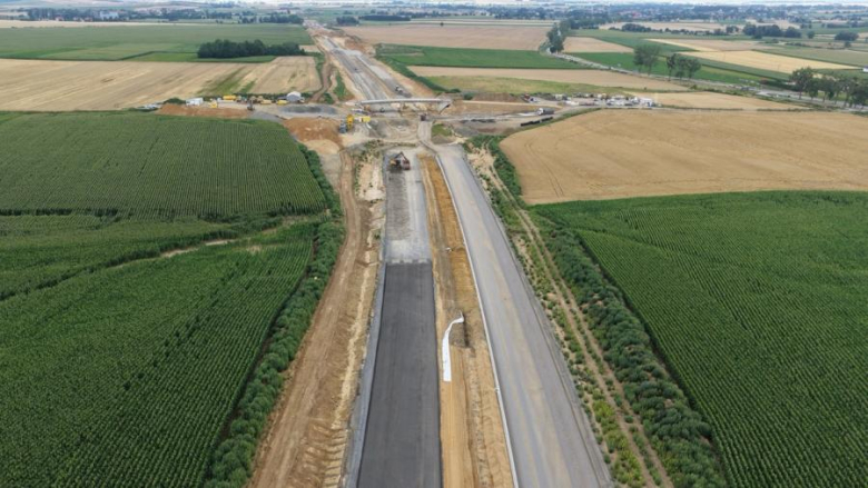Budowa S8 na odcinku Jordanów-Łagiewniki już na półmetku