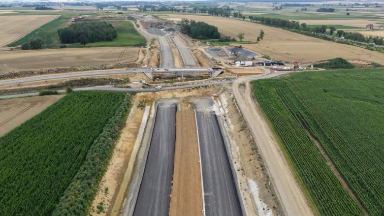 Budowa S8 na odcinku Jordanów-Łagiewniki już na półmetku