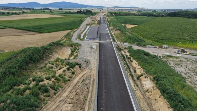 Budowa S8 na odcinku Jordanów-Łagiewniki już na półmetku
