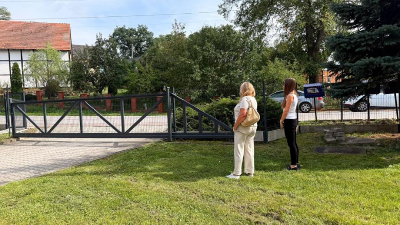 Nowe ogrodzenie i klimatyzacja w świetlicy w Nowym Dworze. Inwestycja za blisko 32 tys. zł