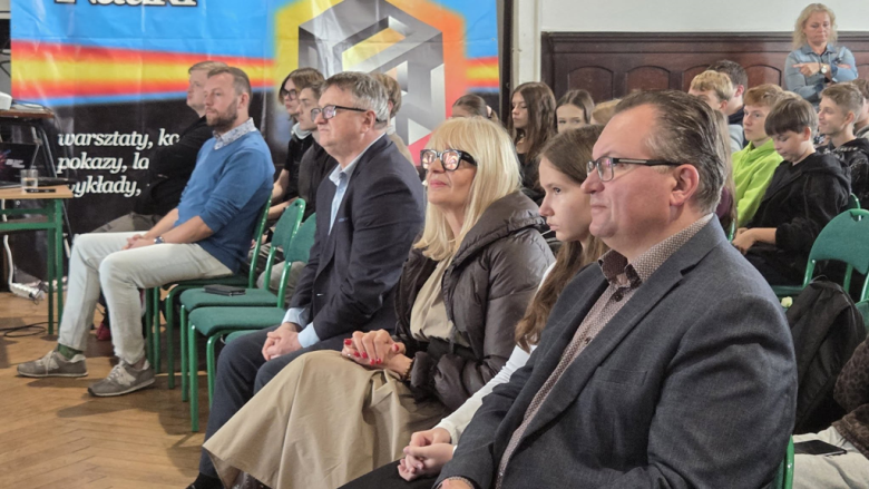 Nauka, eksperymenty i odkrycia. Rozpoczął się 29. Dolnośląski Festiwal Nauki w Ząbkowicach Śląskich