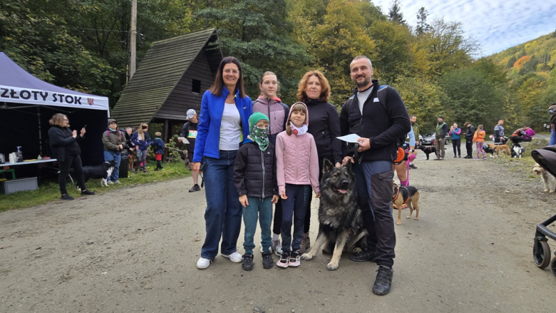 Ponad 220 zawodników na finale Pucharu Polski w dogtrekkingu w Złotym Stoku