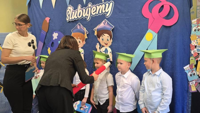 Pasowanie na Starszaka w Przedszkolu Publicznym „Zielona Dolina” w Mąkolnie