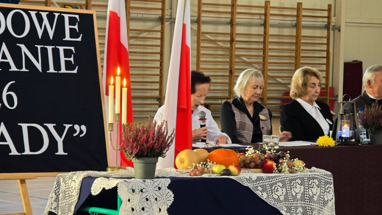 Narodowe Czytanie połączyło pokolenia w Złotym Stoku