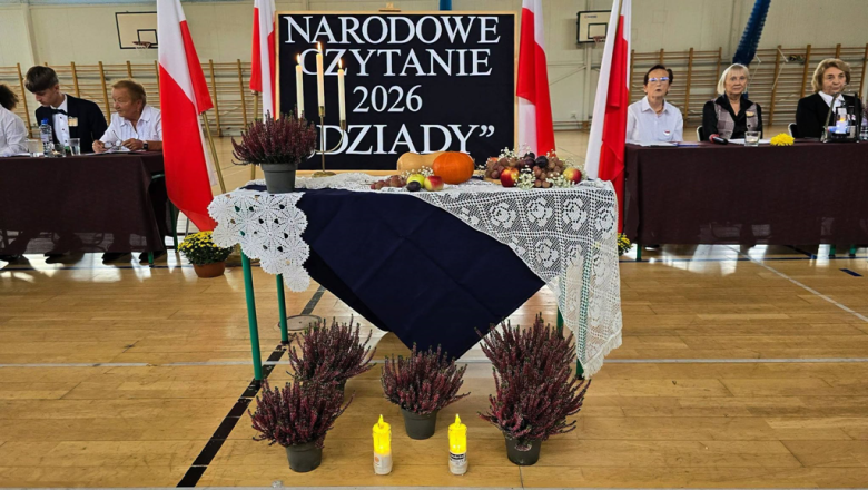 Narodowe Czytanie połączyło pokolenia w Złotym Stoku