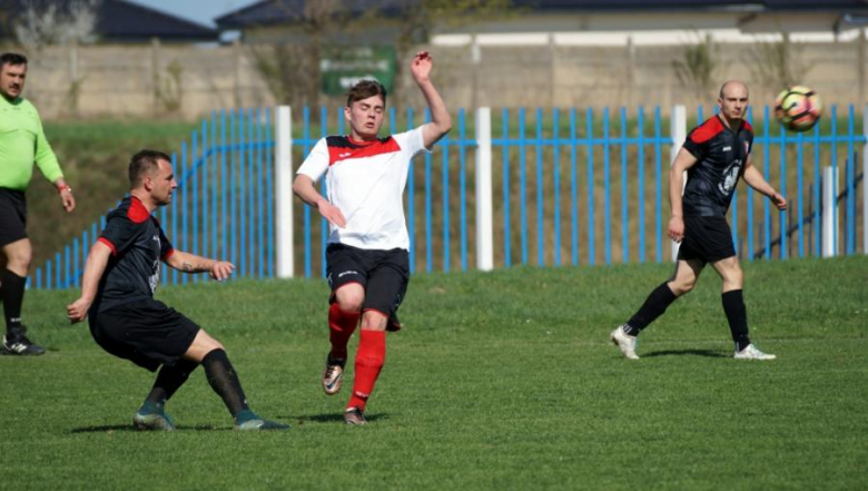 Polonia Ząbkowice Śląskie 5:0 (2:0) Koliber Uciechów