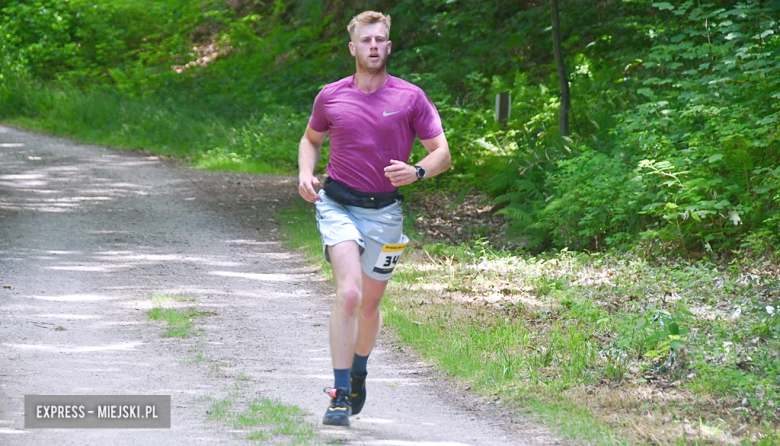Sportowe emocje w Złotym Stoku. XV Bieg na Jawornik za nami