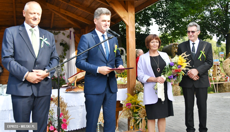 Dożynki gminy Bardo w Dzbanowie