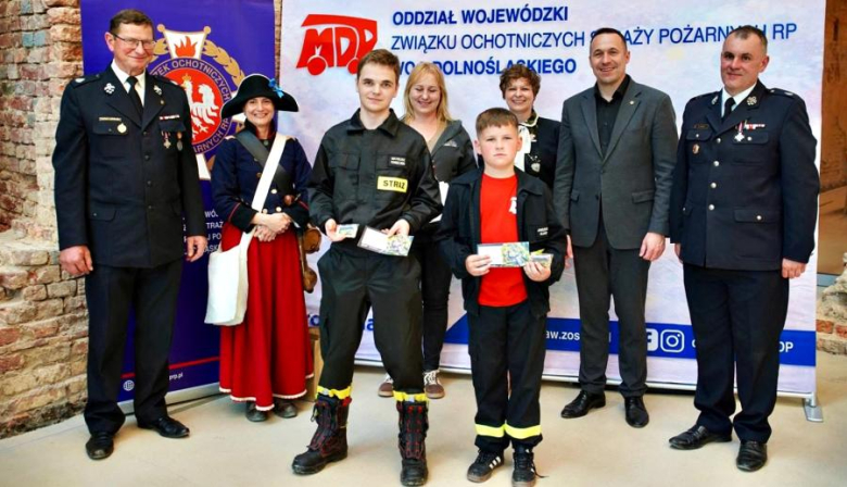 Młodzi strażacy rywalizowali w Twierdzy Srebrna Góra. Znamy zwycięzców etapu wojewódzkiego