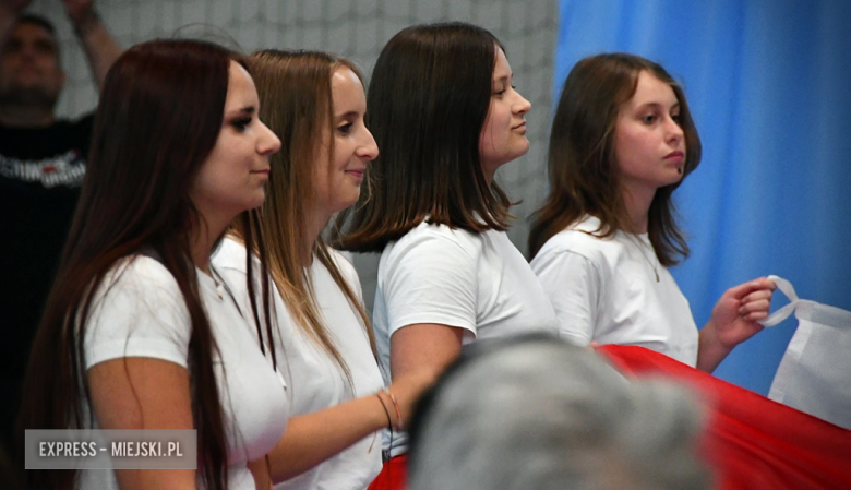 Uroczyste otwarcie zmodernizowanej hali sportowej w Kamieńcu Ząbkowickim