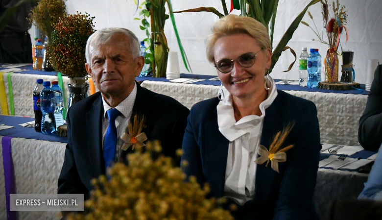 W Starym Henrykowie świętowano zakończenie żniw. Dożynki gminy Ciepłowody za nami