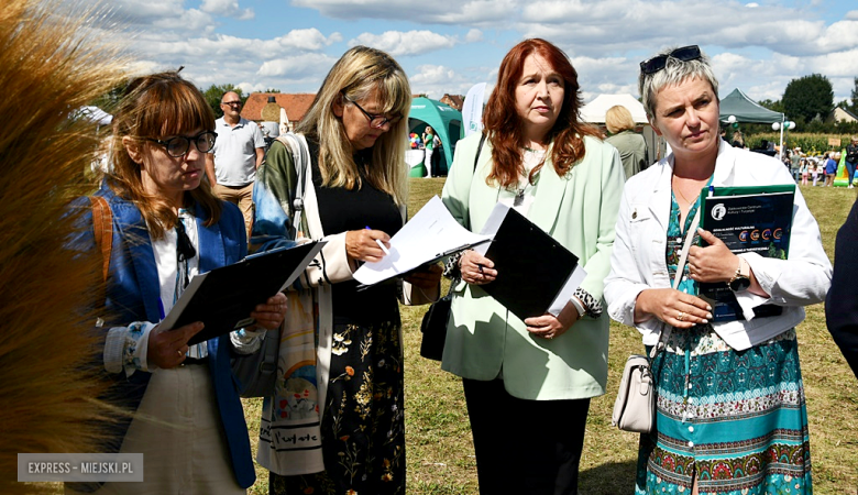 Muzyka, tradycja i turniej sołectw – dożynki gminne w Olbrachcicach Wielkich
