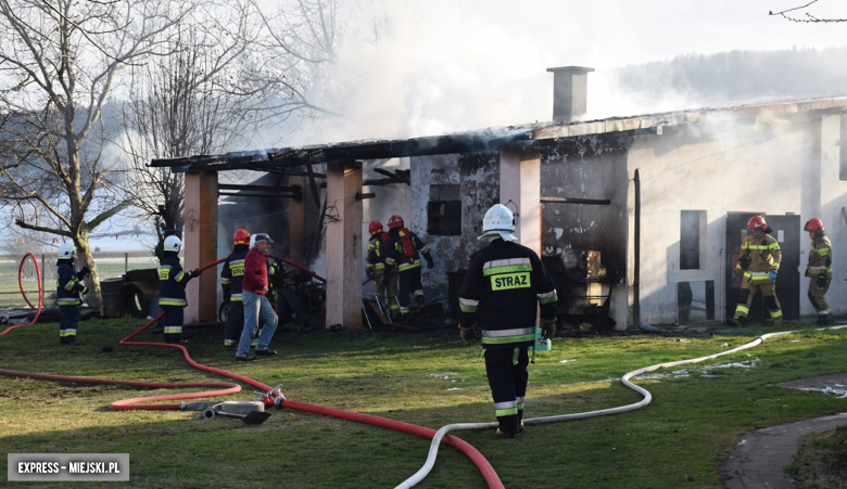 Pożar budynku gospodarczego w Brzeźnicy