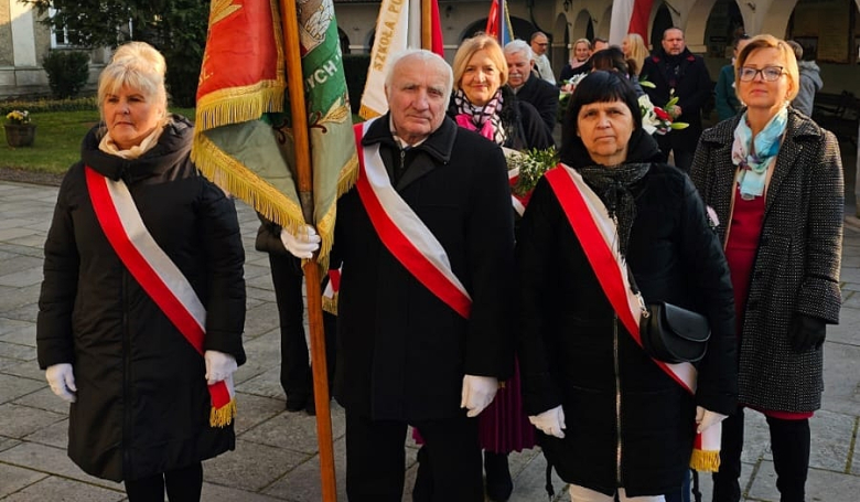 Obchody 106. rocznicy odzyskania Niepodległości przez Polskę w Bardzie