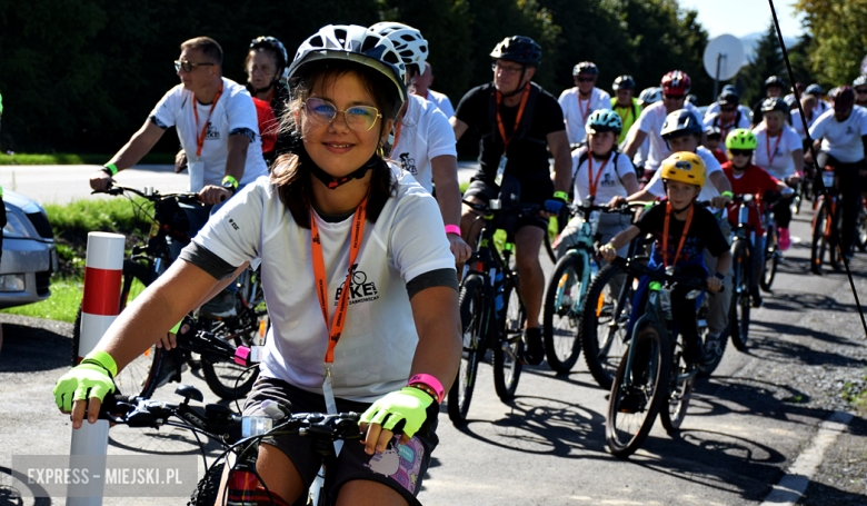 Nowa ścieżka rowerowa otwarta. Ponad 150 osób na trasie 26. Powiatowego Rajdu Rowerowego