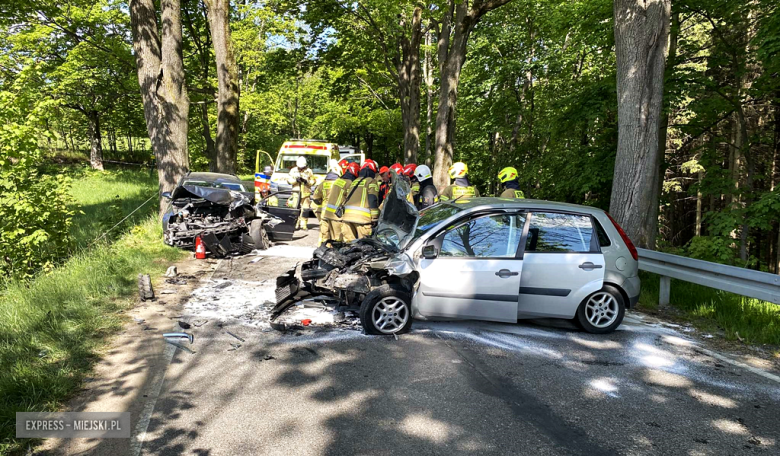 Zderzenie passata i forda na drodze wojewódzkiej nr 390
