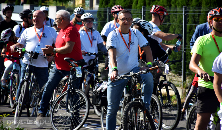 Nowa ścieżka rowerowa otwarta. Ponad 150 osób na trasie 26. Powiatowego Rajdu Rowerowego
